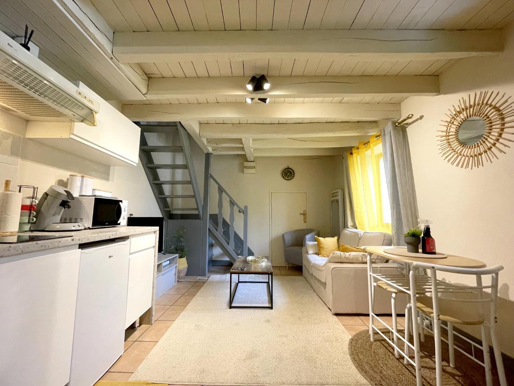 "Sainte Valiere", Appartement Calme Sur Cour Privative, Nevers Extérieur photo